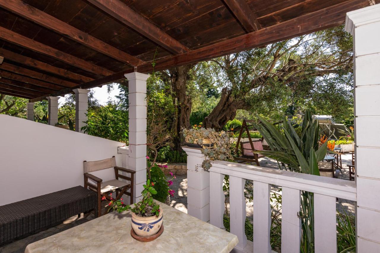 Dopia'S Garden Studios Vasilikos  Ngoại thất bức ảnh